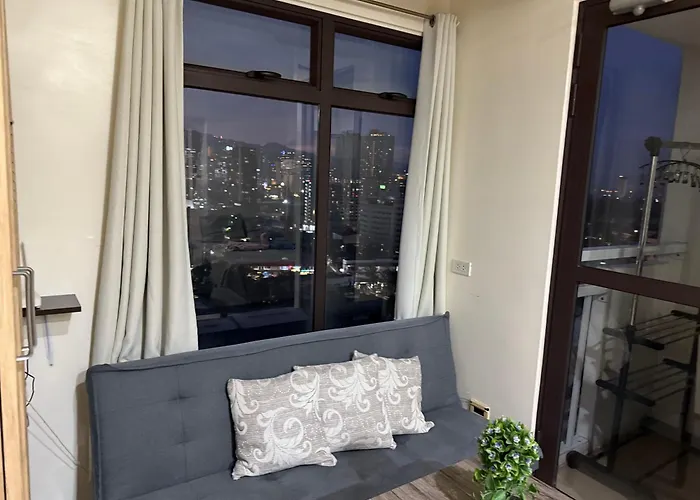 Appartement Heart Of Cozy With Pool, Gym, Wifi And Netflix Near City,ayala And It Park *